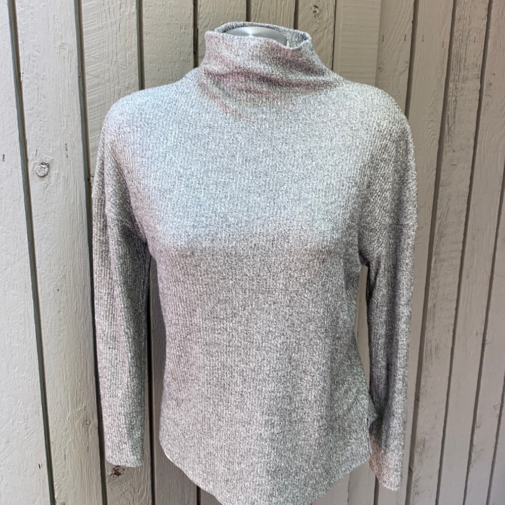 A New Day Turtleneck Blouse (sz XS)